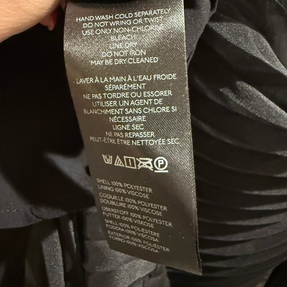 NEW WITH TAGS Medium 	
MAEVE LONG-SLEEVE PLEATED MINI SHIRT DRESS - Picture 5 of 6